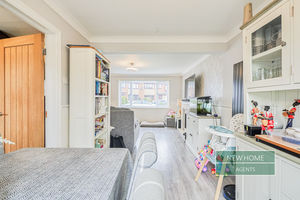 Photo 19- click for photo gallery